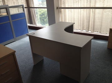 家具廠(chǎng)展廳換季,辦公臺(tái) 文員臺(tái) 會(huì)議臺(tái) 書(shū)柜 半價(jià)拋售 需自行安排車(chē) 文體辦公用品 powered discuz